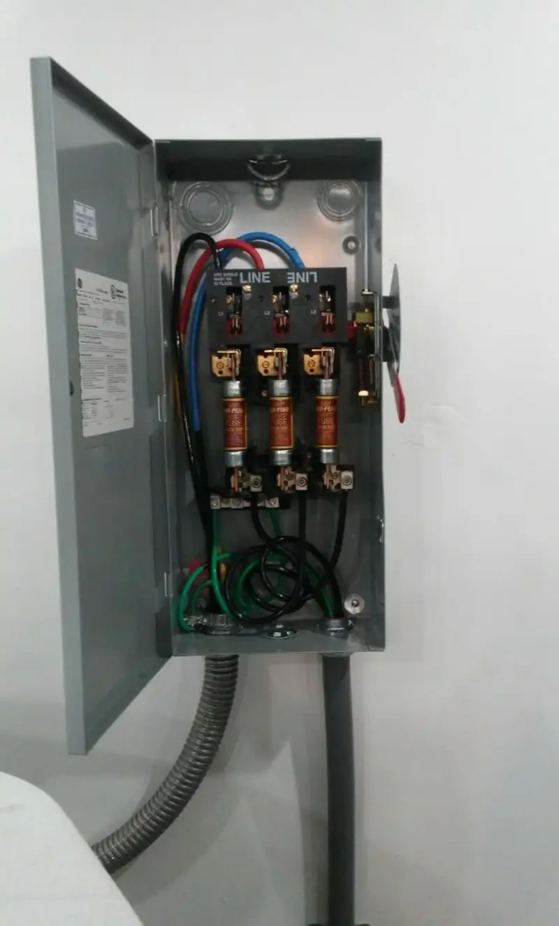 Three-phase disconnect switch installed for Electrical Wiring & Rewiring in Ferris